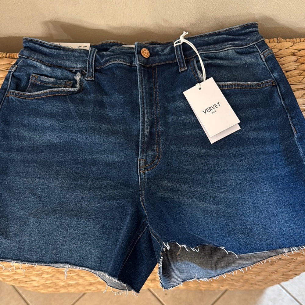 Blue Jean Shorts with Frayed Hem and Classic Cut NWT